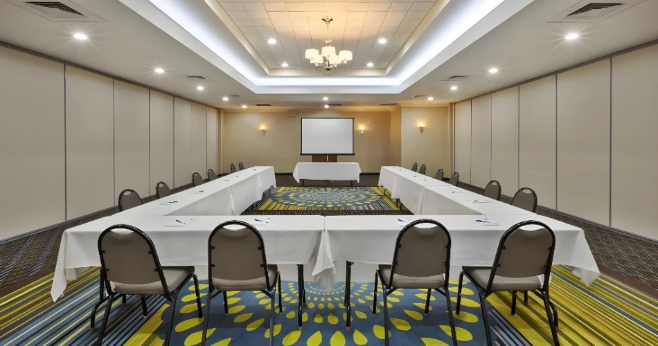 Game Day Stays: Best Hotels Near the University of Michigan Ann Arbor